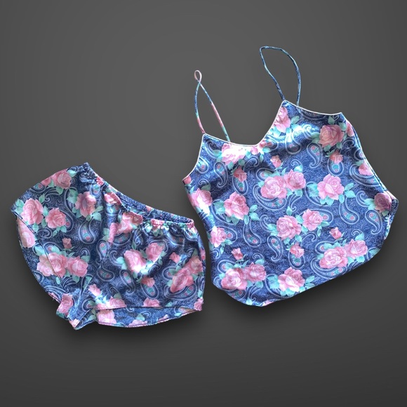 s a t i n :: Silky Floral 3pc Set Satin Robe Shorts Camisole - Picture 10 of 13